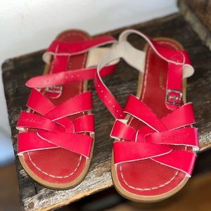 The Saltwater Sandal 🩴